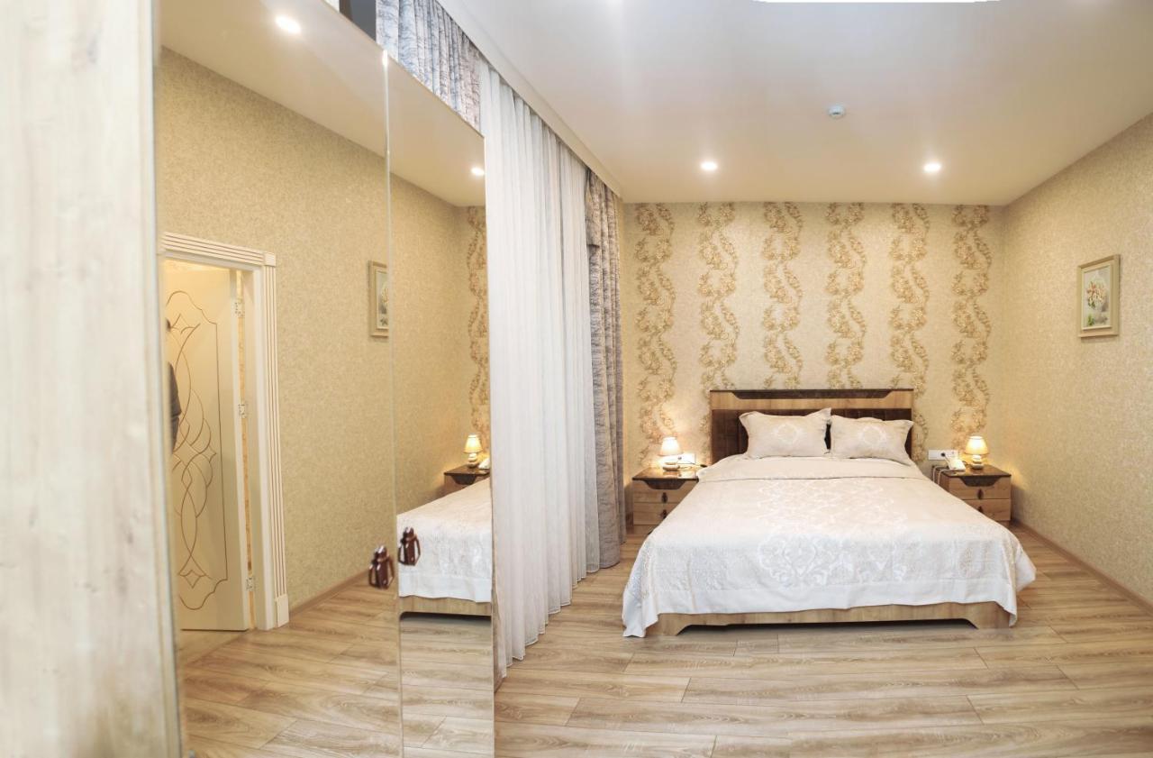 Midcity Hotel Baku Ngoại thất bức ảnh