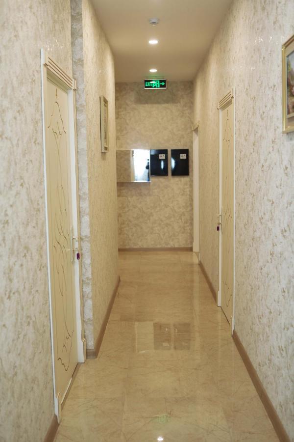 Midcity Hotel Baku Ngoại thất bức ảnh