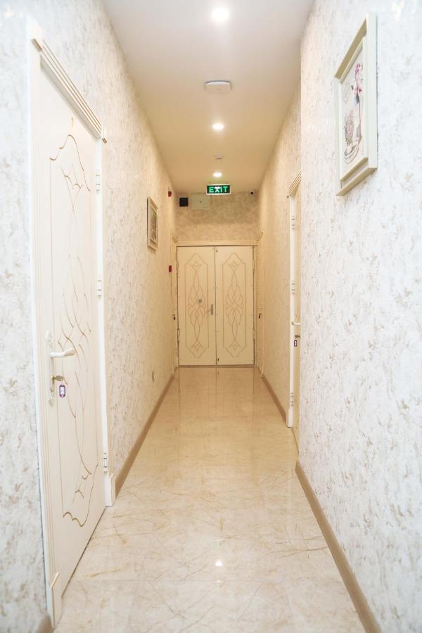 Midcity Hotel Baku Ngoại thất bức ảnh