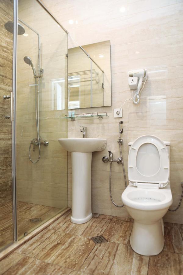 Midcity Hotel Baku Ngoại thất bức ảnh