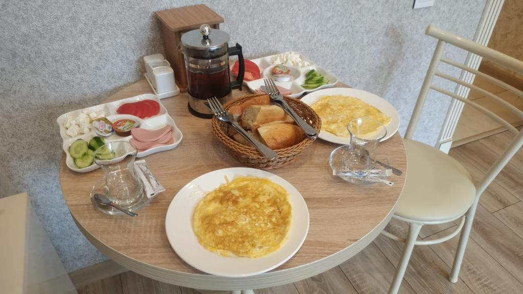 Midcity Hotel Baku Ngoại thất bức ảnh